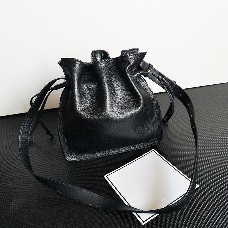 One-shoulder Crossbody First Layer Cowhide Pull-belt Bucket Bag