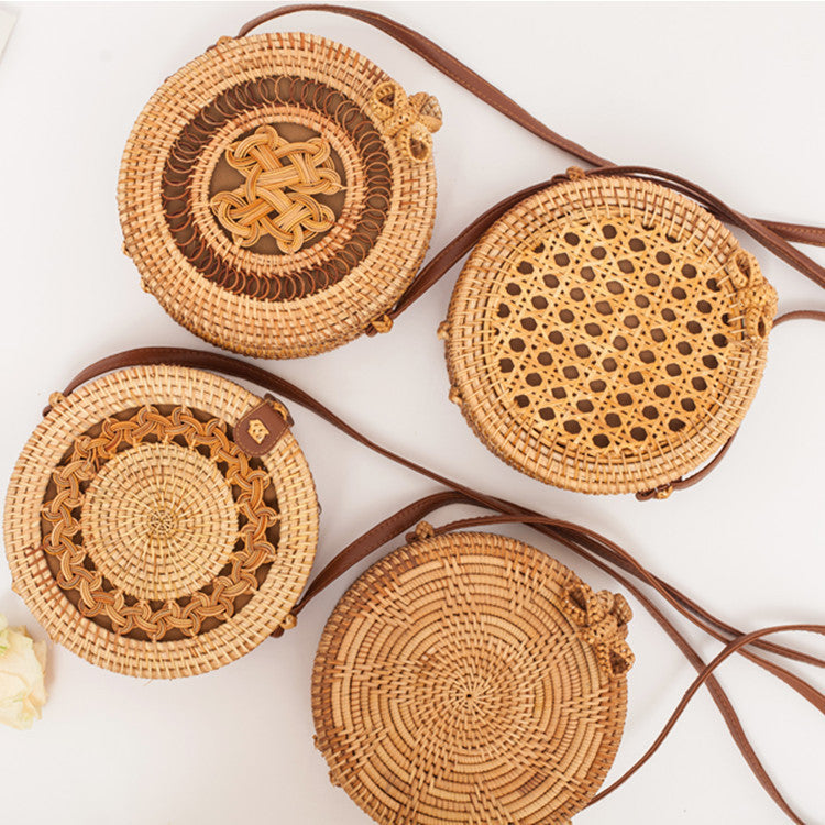 Petit sac rond en paille PU naturel