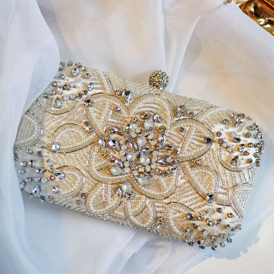 Sac de soirée pour femme avec chaîne et strass cousus à la main