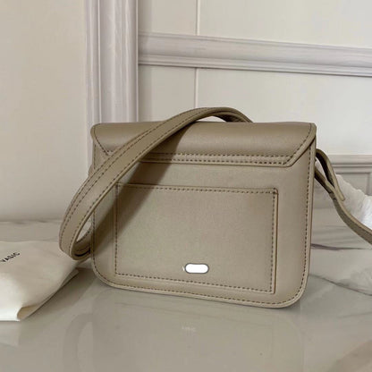 Petit sac carré simple et polyvalent avec boucle en cuir de vache véritable