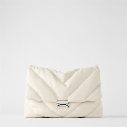 Bolso de mujer Bolso bandolera de un solo hombro acolchado de gran tamaño blanco Bolso de cadena sencillo para mujer con todo tipo de combinaciones