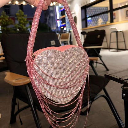 Sac à main avec chaîne et pompon en strass