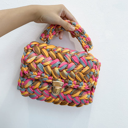 Sac fourre-tout en bandoulière tricoté à la main au crochet