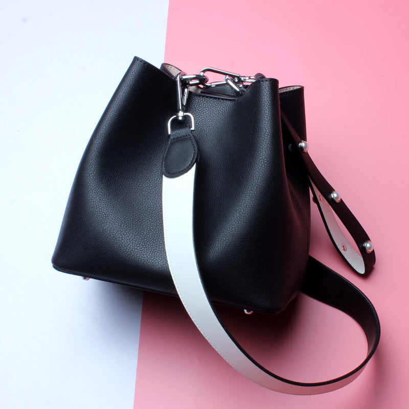 One shoulder portable crossbody bag