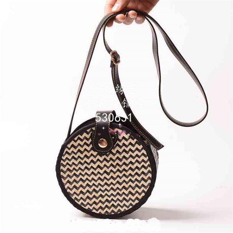 Bamboo woven beach shoulder messenger small round bag