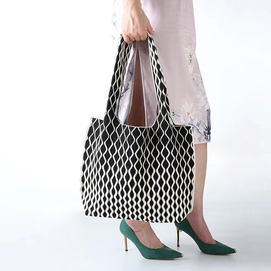 Good-looking Big Wave Flying Woven Bag Fashionable All-match Large Capacity Two-tone