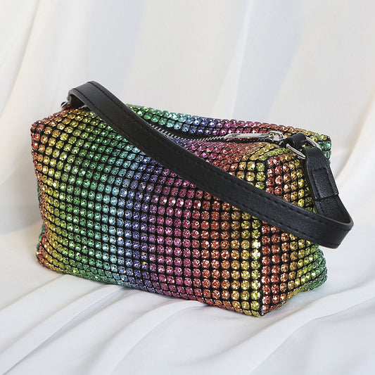 Bolso de mano con degradado de diamantes de imitación de arcoíris