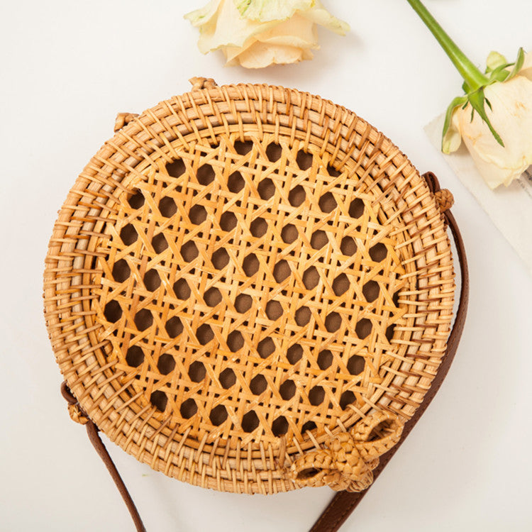 Petit sac rond en paille PU naturel