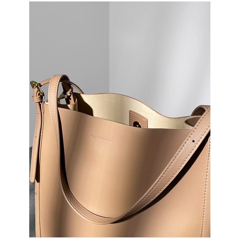 Sac à bandoulière en cuir de grande capacité pour femme de Niche