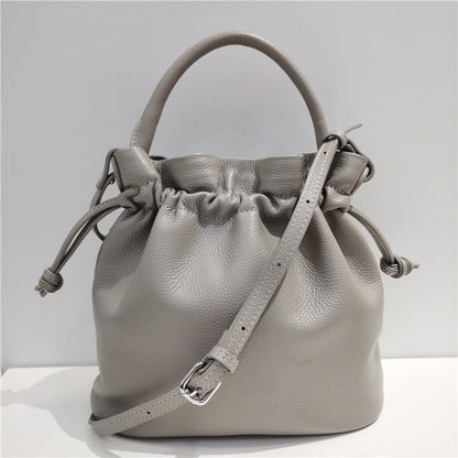 Sac seau en cuir tendance pour femme