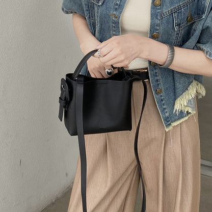 Sac messager à bandoulière en cuir de couleur unie simple et tendance pour femme