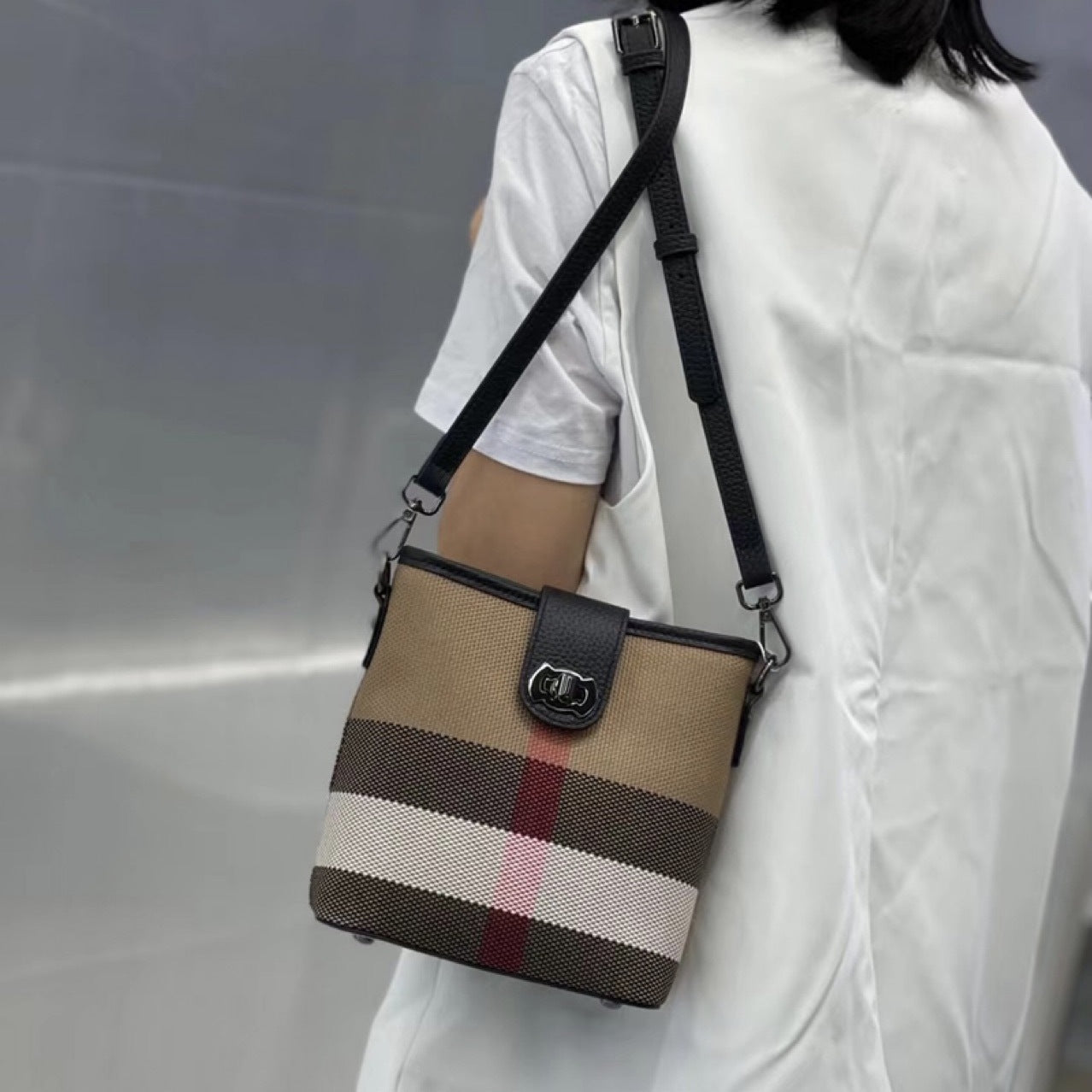 Bolso de mano clásico a cuadros de moda para mujer