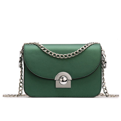 Chain shoulder bag