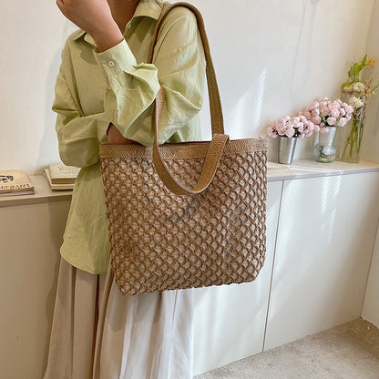 Sac à bandoulière creux en paille simple pour femme