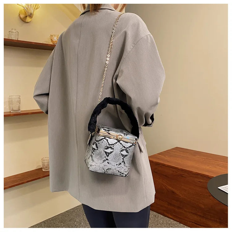 Mini Box Tote bag 2021 Fashion New High Quality PU Leather Women's Designer Handbag Contrast color Chain Shoulder Messenger Bag