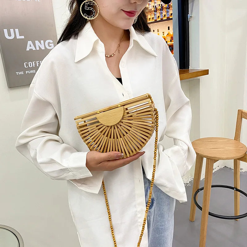 Bolso bandolera de madera con forma de media luna para mujer, de moda, tejido de bambú, para playa, de verano, de paja, pequeño bolso de ratán para teléfono