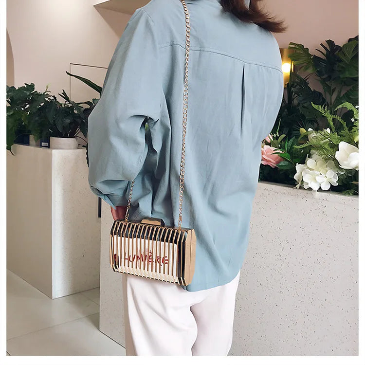 Unique Design Metal Hollow Fashion Women's Evening Clutch Bag Ladies Chain Shoulder Bag Crossbody Messenger Party Bag Frame