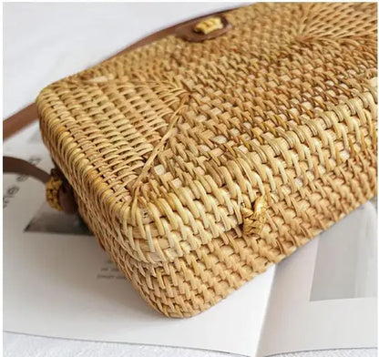 Summer Straw Bags Small Women Rattan Bag Handmade Woven Beach Women's Crossbody Bags Bohemia Hollow Out Handbag Bali Box bols