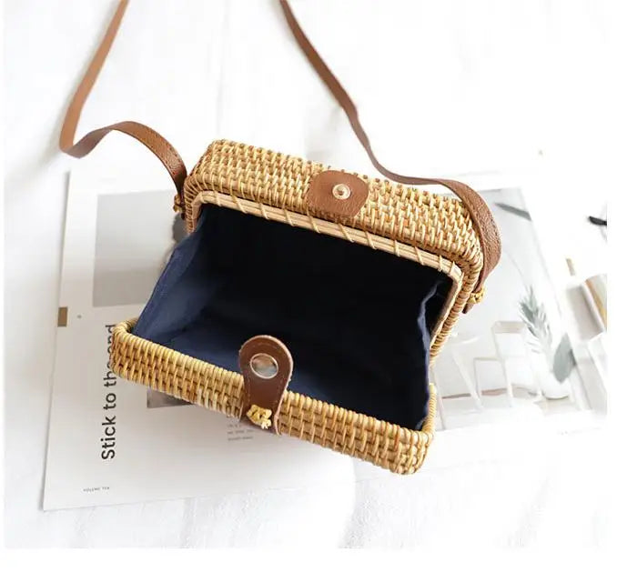 Summer Straw Bags Small Women Rattan Bag Handmade Woven Beach Women's Crossbody Bags Bohemia Hollow Out Handbag Bali Box bols