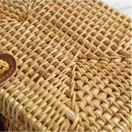 Summer Straw Bags Small Women Rattan Bag Handmade Woven Beach Women's Crossbody Bags Bohemia Hollow Out Handbag Bali Box bols