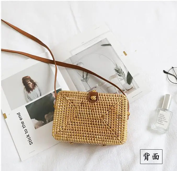 Summer Straw Bags Small Women Rattan Bag Handmade Woven Beach Women's Crossbody Bags Bohemia Hollow Out Handbag Bali Box bols