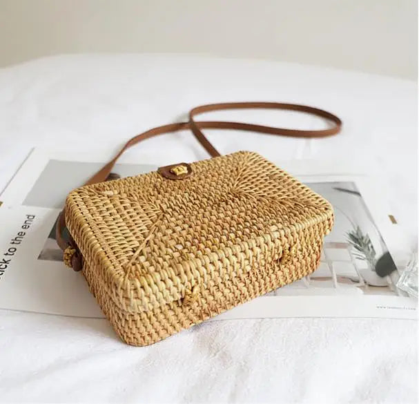 Summer Straw Bags Small Women Rattan Bag Handmade Woven Beach Women's Crossbody Bags Bohemia Hollow Out Handbag Bali Box bols