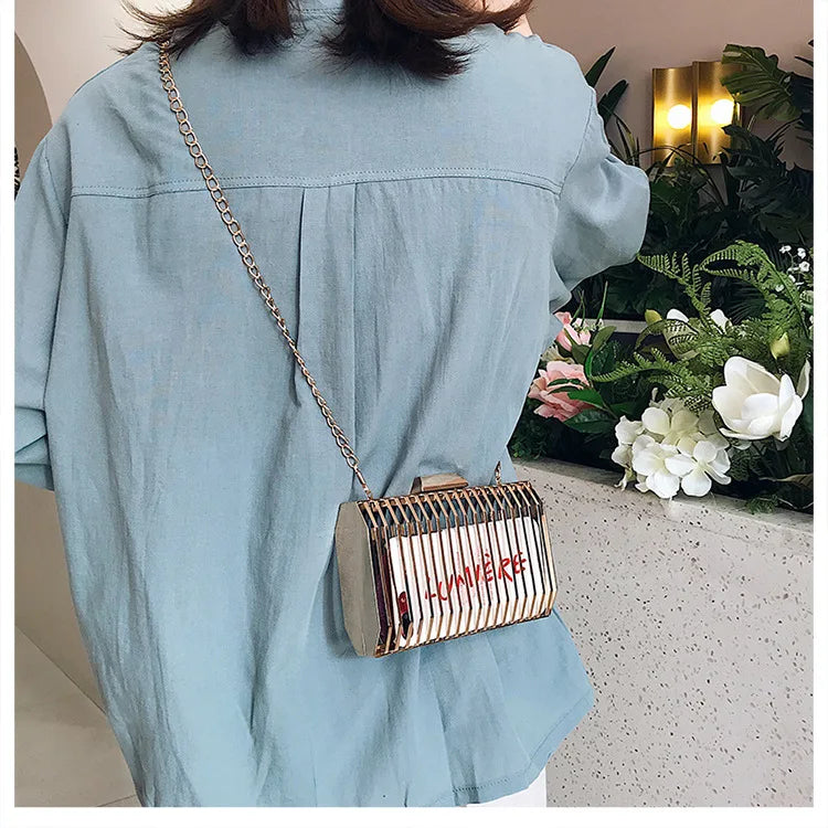 Unique Design Metal Hollow Fashion Women's Evening Clutch Bag Ladies Chain Shoulder Bag Crossbody Messenger Party Bag Frame