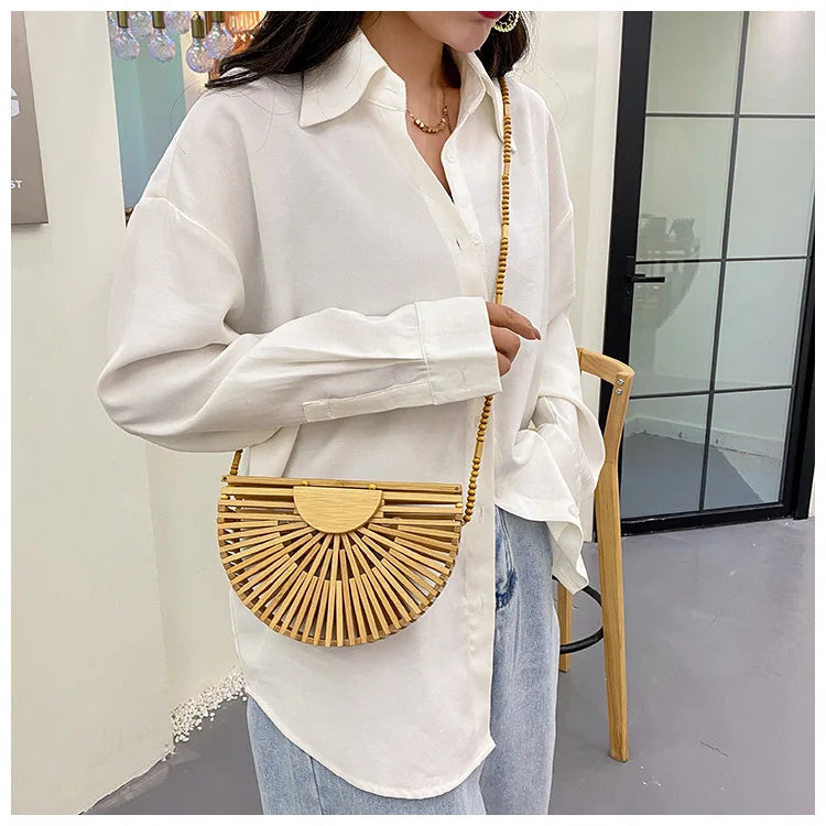 Bolso bandolera de madera con forma de media luna para mujer, de moda, tejido de bambú, para playa, de verano, de paja, pequeño bolso de ratán para teléfono