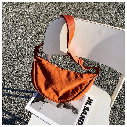 Sac à bandoulière Hobos en nylon décontracté pour femmes, sacs à bandoulière de créateur, fourre-tout de grande capacité, sac de voyage pour dames, sacs à main pour femmes 2023