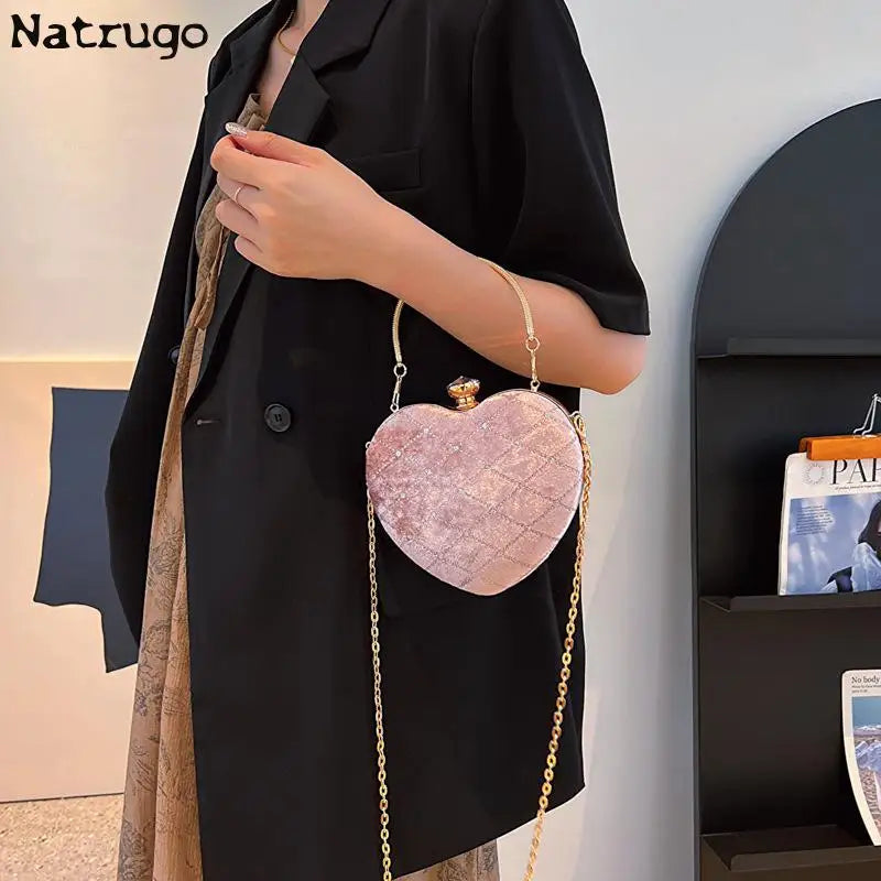 Female Velvet  Handbag Vintage Velour Heart Design Evening Bag Wedding Party Bride Clutch Velour Bag Purse