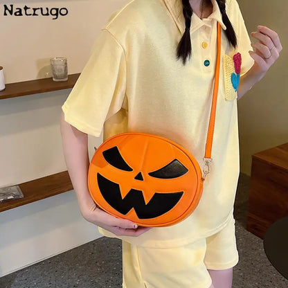 Bolso con forma de calabaza de Halloween 2023, nuevo bolso de hombro divertido con personalidad de dibujos animados a la moda, bolso cruzado pequeño redondo para mujer