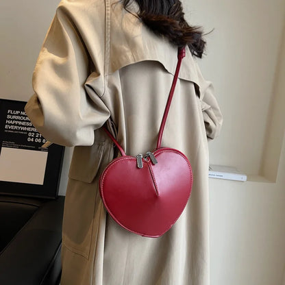 Niche Design Ladies Holiday Gift Love Bag 2023 New Women's Sweety Cool Adult Girl Messenger Bag Red Black PU Heart Shoulder Bag