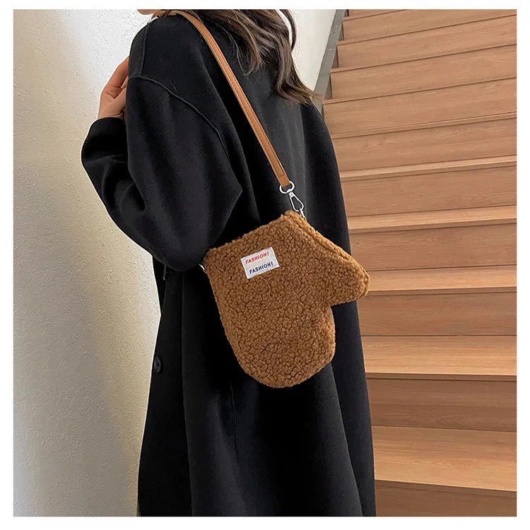 Bolso de hombro pequeño con forma de guante de moda, bolso de mano de felpa para mujer, bolso de diseñador de marca, lindo bolso cruzado para mujer, monedero, novedad de 2024