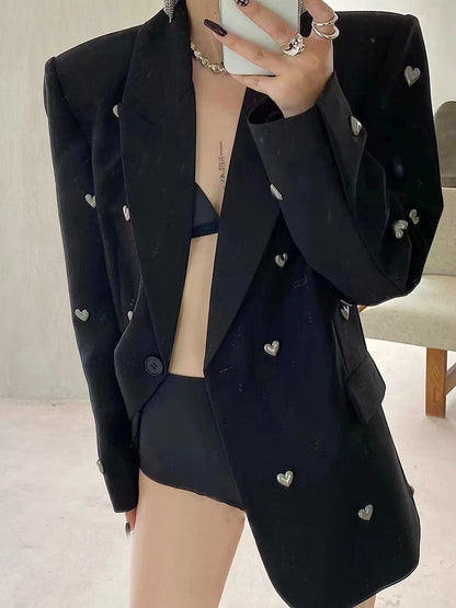 DEAT Mode Femmes Blazer Col Cranté Manches Longues Bouton Unique 3D Love Rivet Décoration Costume Vestes Automne 2024 Nouveau 7AB858