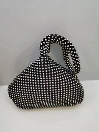 Bolso de cena de moda 2024, bolso de noche con diamantes de imitación para mujer, bolso de vestir, bolso de ropa, bolso triangular lleno de sobres rojos con boca de taladro