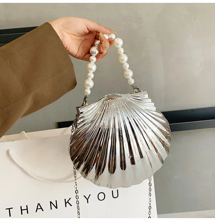 Evening Bags Shell Shape Women Clutch Bags 2023 New Wedding Bridal Handbag Pearl Beaded Fashion Shell Chain Party Bags