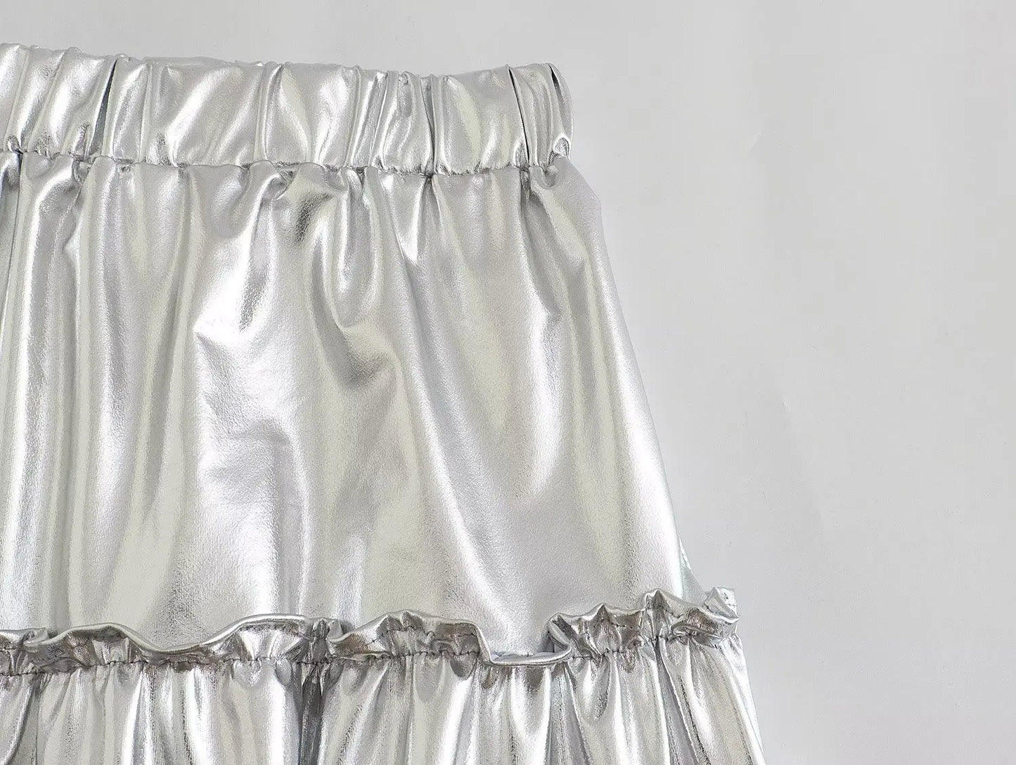 Suninheart Summer 2023 New Women's Silver Metal Texture Medium Length Skirts High Waist A-Line Slim Large Skirt Hem Cake Skirt