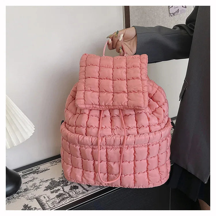 Mochilas acolchadas de moda para mujer, mochilas acolchadas de nailon suave de diseñador para niñas, bolsos de viaje livianos, bolsos universitarios