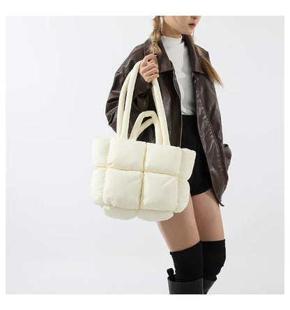 Bolso de mano acolchado suave y moderno para mujer, bandolera de nailon acolchada, bolso de mano de algodón cálido para invierno