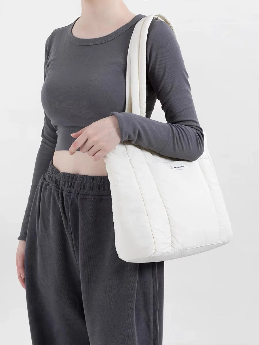 Bolso de mano informal de gran capacidad, tipo sobre, acolchado, para mujer, de nailon ligero, 2024