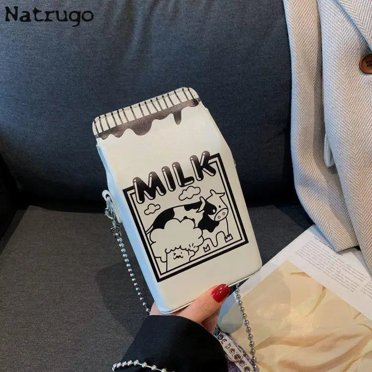 Bolso pequeño de dibujos animados, bolso bandolera creativo y dulce con forma de caja de leche de fresa