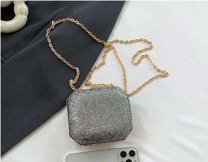 Mini bolso de noche para mujer, bolso de hombro retro con diamantes de imitación a la moda, bolso cruzado con cadena de color dorado, plateado y negro