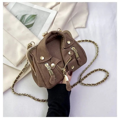 Bolso de hombro pequeño para mujer, bonito bolso cruzado con forma de ropa para niñas, bolso de cadena con remaches a la moda para niñas, bolso de mujer