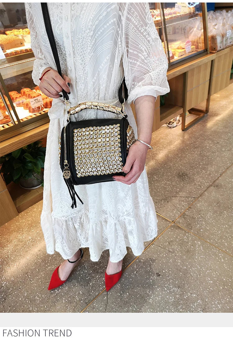 New Women's Bag Cylinder Handmade Shoulder Bag Water Diamond Bag Versatile One Shoulder Crossbody Bag Pillow Bag