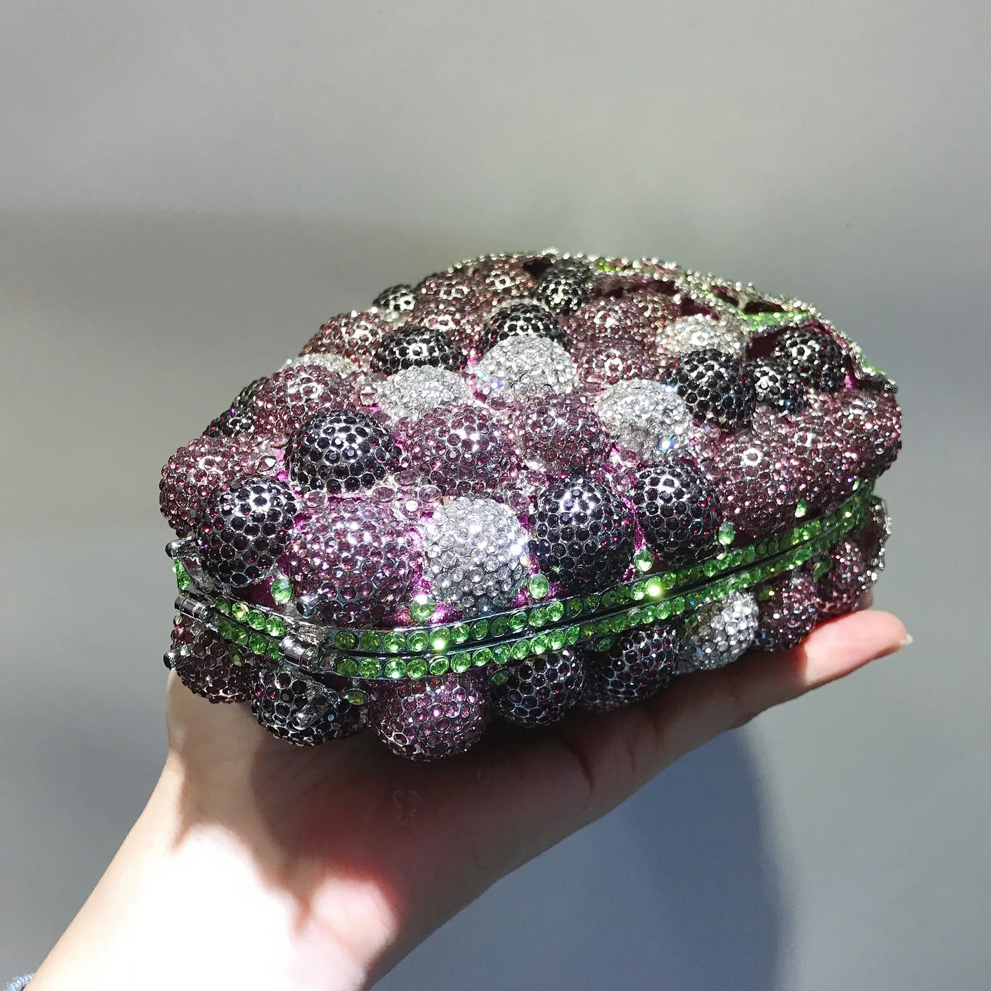 Bolso de mano de noche con forma de uva para mujer, bonito bolso de hombro con brillantes y diamantes de imitación para banquetes y fiestas de graduación