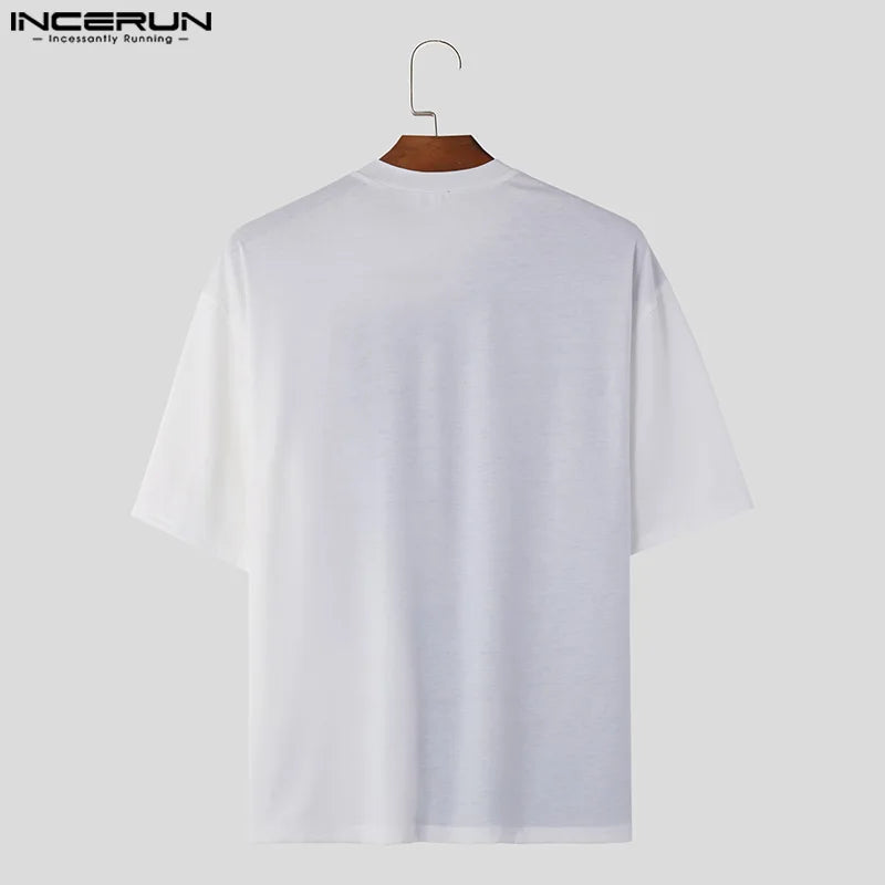 Mode Loisirs Style Hauts INCERUN Hommes Épissage Sac À Dos Boucle Conception T-shirts Beau Mâle Manches Courtes Camiseta S-5XL 2024