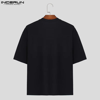 Mode Loisirs Style Hauts INCERUN Hommes Épissage Sac À Dos Boucle Conception T-shirts Beau Mâle Manches Courtes Camiseta S-5XL 2024