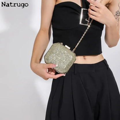 Mini bolso de noche para mujer, bolso de hombro retro con diamantes de imitación a la moda, bolso cruzado con cadena de color dorado, plateado y negro