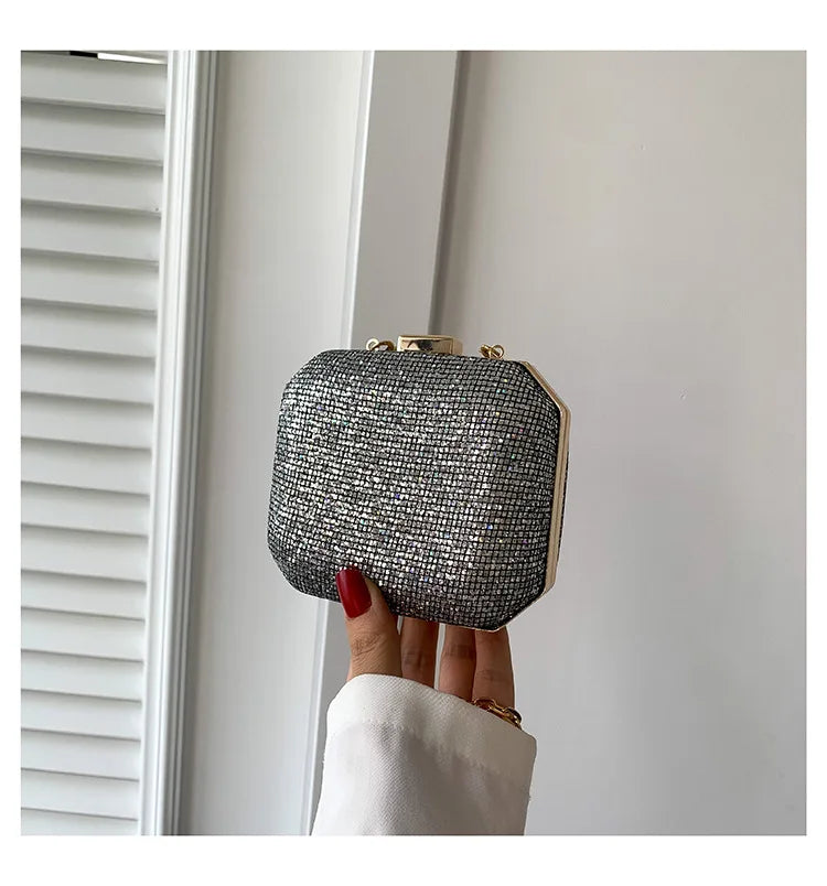 Mini bolso de noche para mujer, bolso de hombro retro con diamantes de imitación a la moda, bolso cruzado con cadena de color dorado, plateado y negro