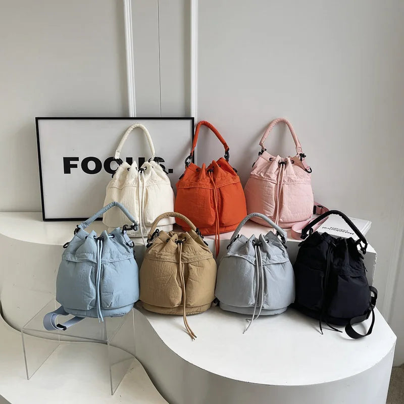 Sac seau décontracté en duvet souple avec cordon de serrage pour femme, sacs à bandoulière rembourrés en nylon léger, sacs à main simples de petite taille, sacs fourre-tout